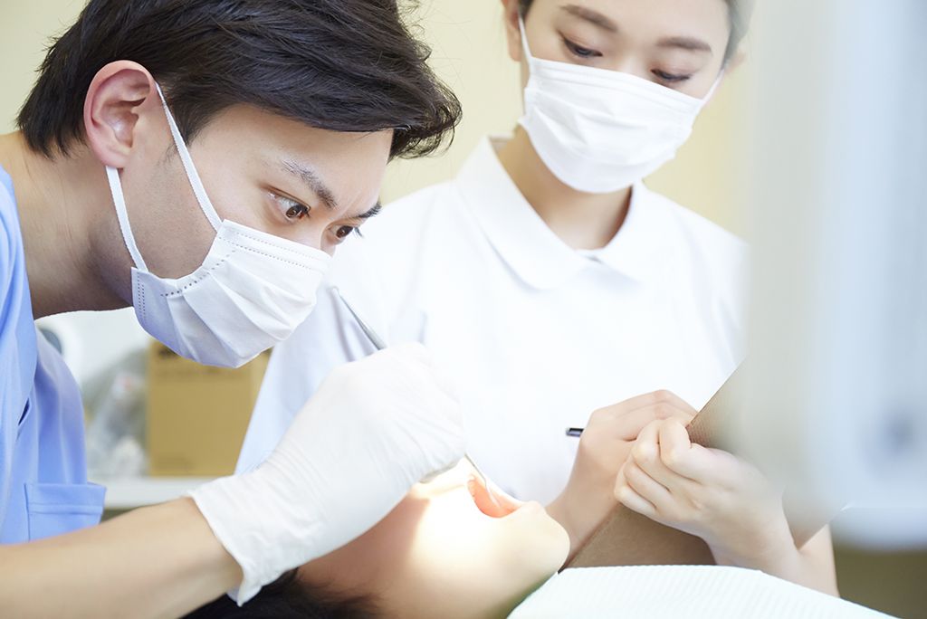 インプラント手術は痛みがありますか？